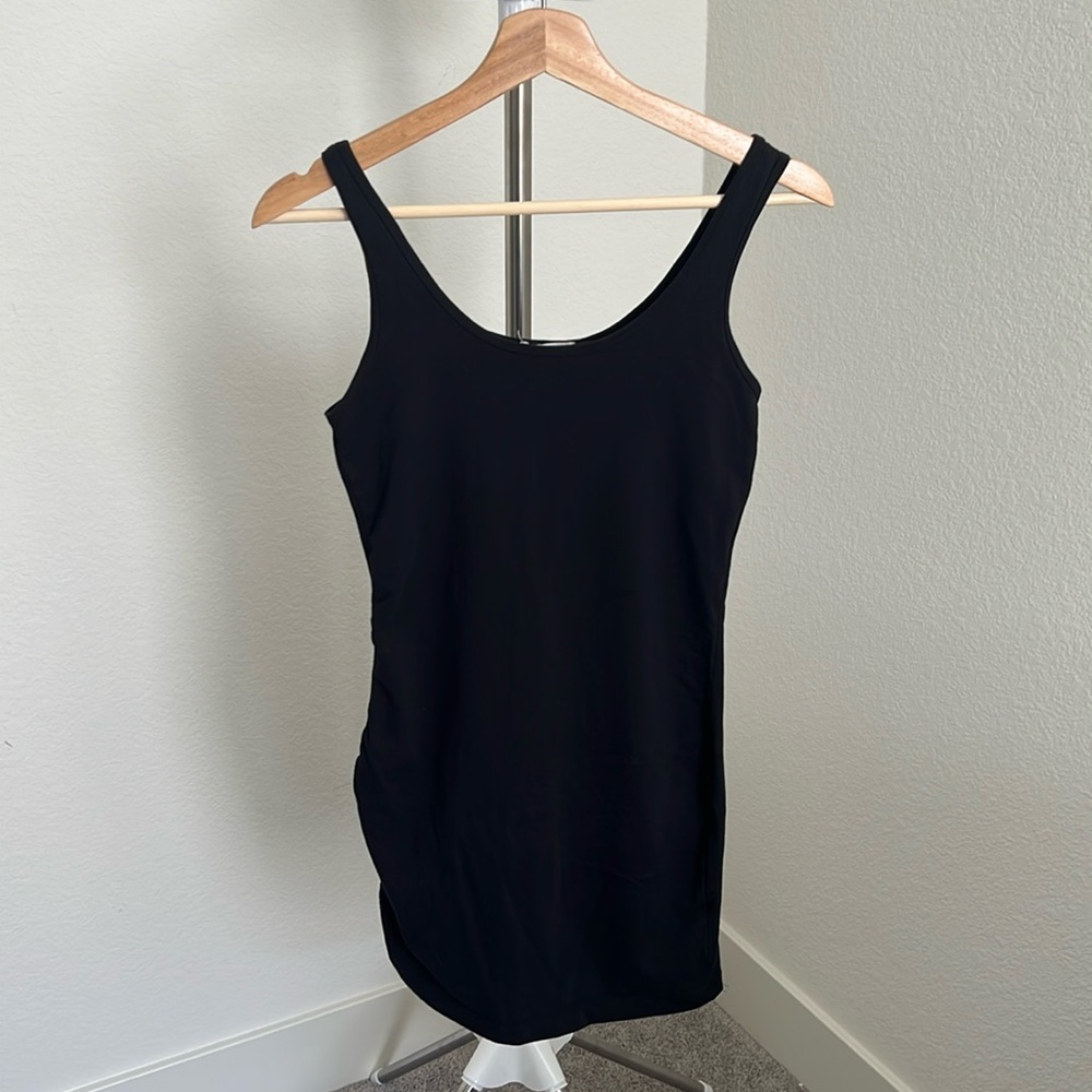 Black Sleeveless Bodycon Dress